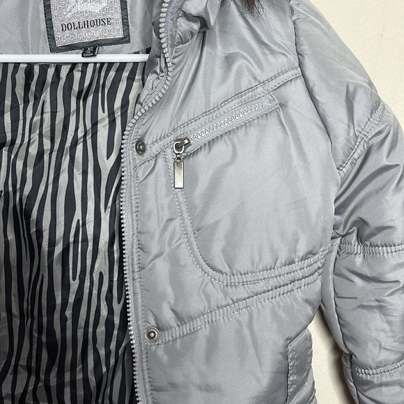 Dollhouse Women’s Puffer Coat - Picture 5 of 6